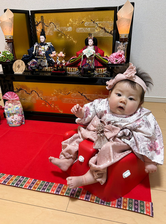 母娘で飾るお雛様｜東京都の美乃莉ちゃん姉妹の初節句 – 雛人形のひなせい