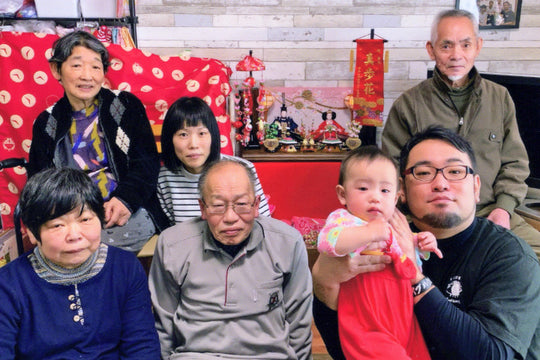 雛まつりでお祝い 雛人形