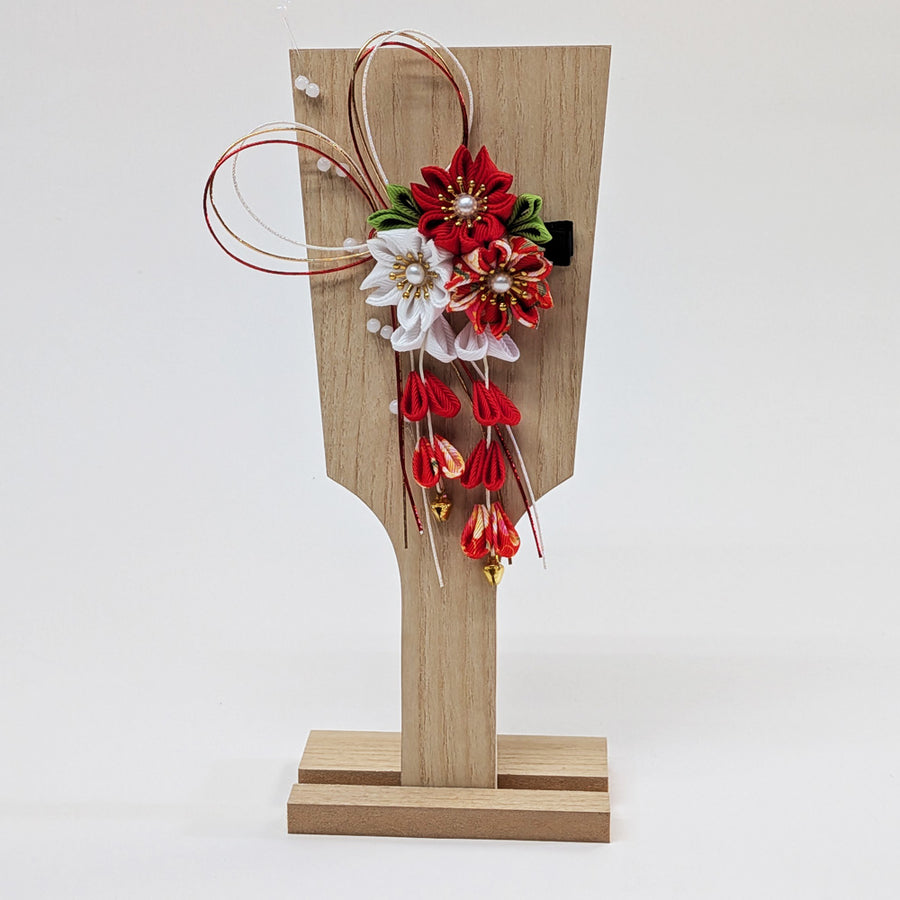 赤いかんざし付きの羽子板