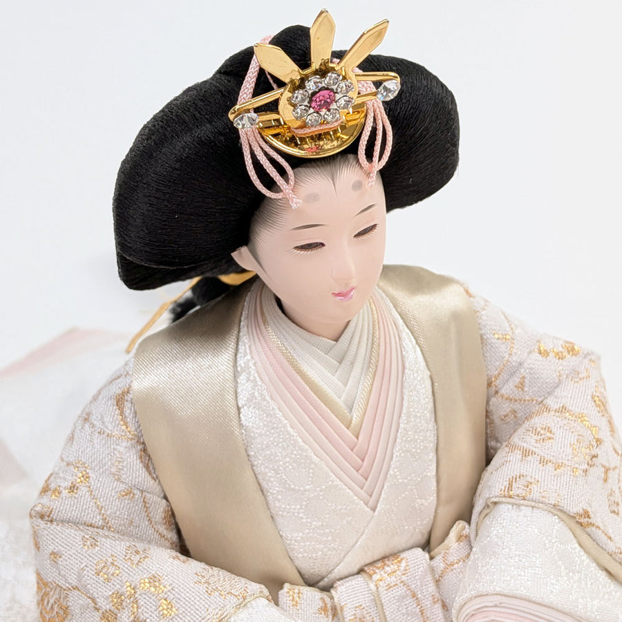 襟元のキレイな姫