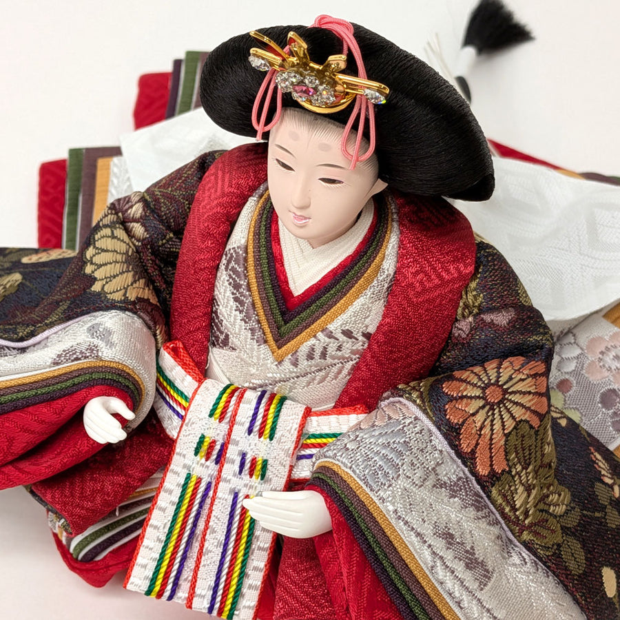 光が、表情を変える。LED金彩松屏風の親王飾り【Flower-girl Shine