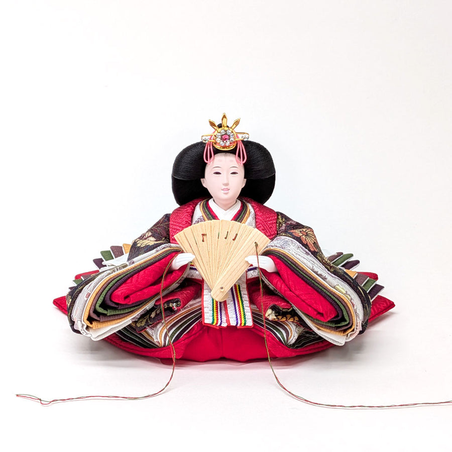 光が、表情を変える。LED金彩松屏風の親王飾り【Flower-girl Shine