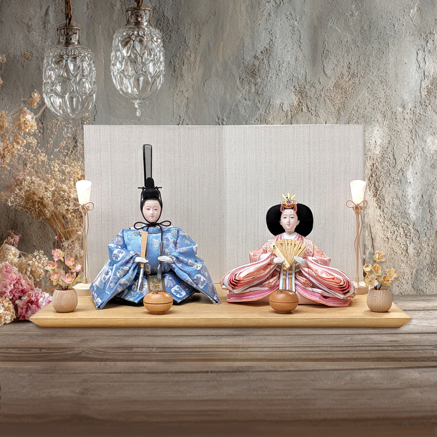 A small but expensive Hina doll [Simple-Flower Girl Shinohina] for