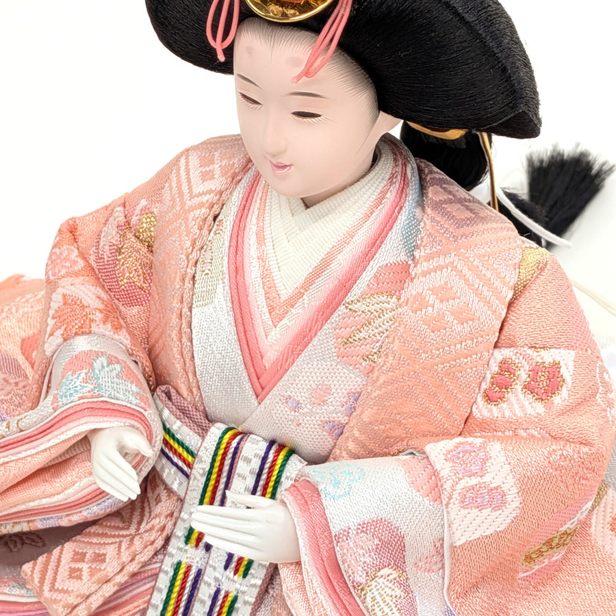 ひな人形　優しいお顔