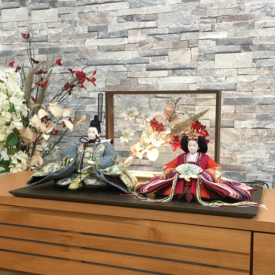 金駒刺繍のお雛さん