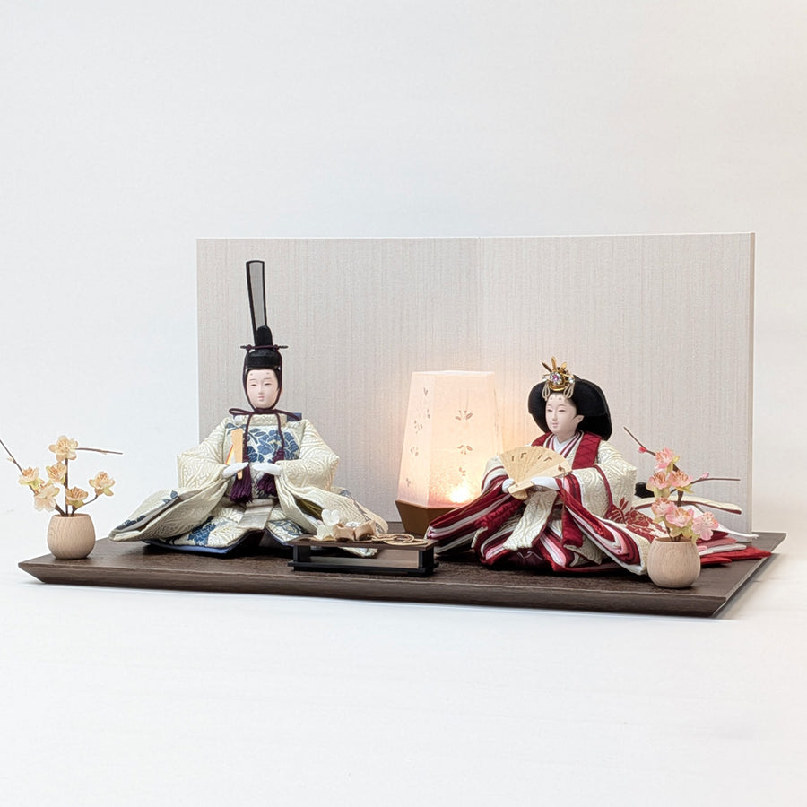 和洋室にあうお雛様