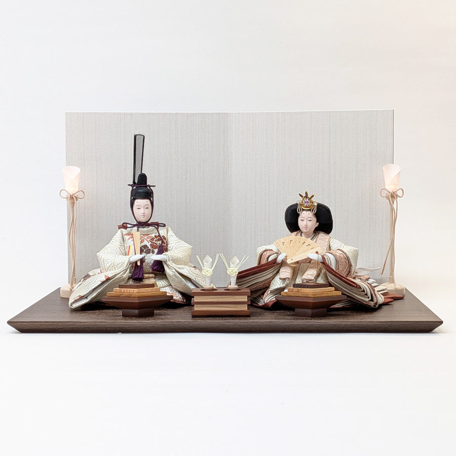 落ち着いた雛人形