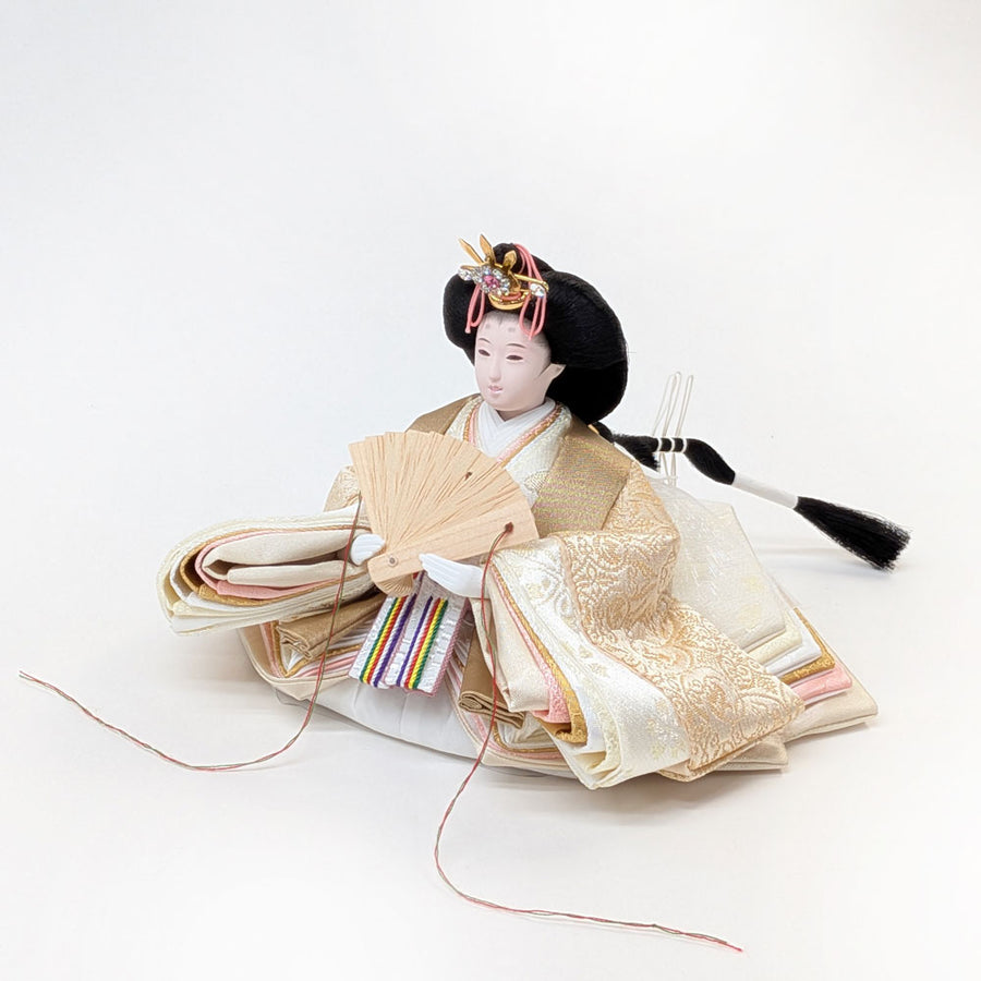 ひな人形　大人っぽい着物　