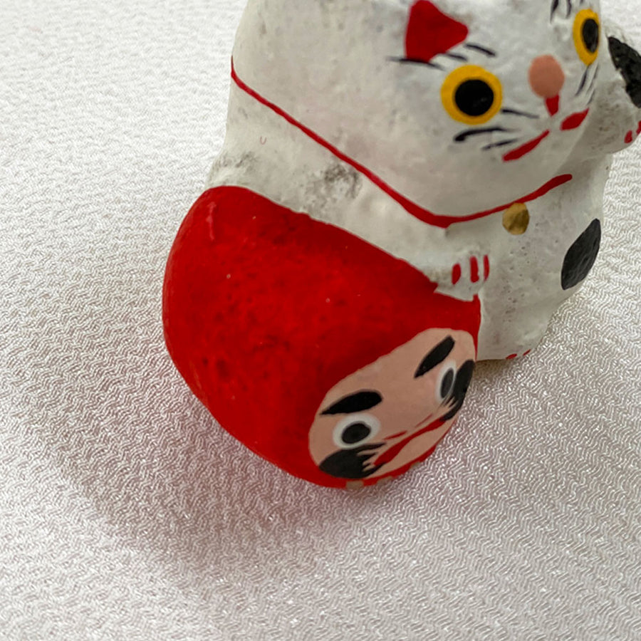 ダルマ　置物